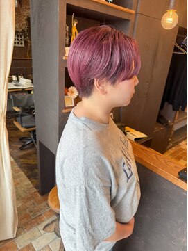 ベランダ(veranda) ボルドー x ハンサムショート