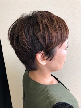 ミズグラート(Ms. grato)の写真/「いつまでも若々しく」を叶える。骨格・毛流を見極めた繊細なカットで毎日のスタイルがふんわり決まる♪