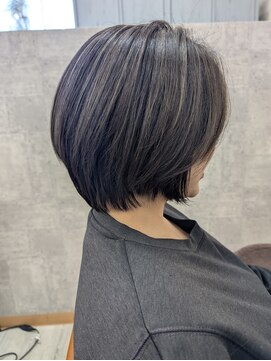 イル(iru) 白髪ぼかし/ベース暗めハイライト