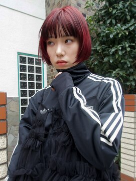 ルーム(Loom.) ボブレイヤー ニュアンスレイヤー　チェリーレッド