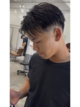 ヘアーワークスヴィクサス 諫早店(HAIR WORKS VIXUS) アップバング73ショート