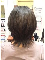 美容室ヒラトヤ 都南店&nbsp;白髪ぼかしハイライトミディアムレイヤー顔周りカットミセスヘア