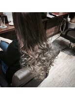 レアン(Rhean)&nbsp;毛先ハイライト