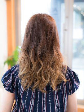 オーブ ヘアー アーチ 赤羽店(AUBE HAIR arch by EEM) 夏にピッタリなグラデーションカラー☆