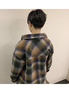 トレス(tresses) 刈り上げ女子