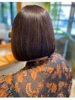 ヘアードレッシングショップ サロ(Hair Dressing Shop Salo) 【Salo武庫之荘】シンプルボブ×オイルグロスカラー