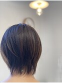 ピンクベージュ