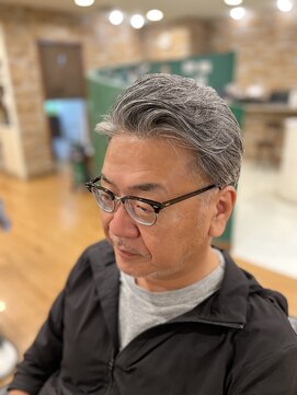 コダマ 茗荷谷店(KODAMA) スキンフェード/アップバング/コンマヘア/茗荷谷<理容室>