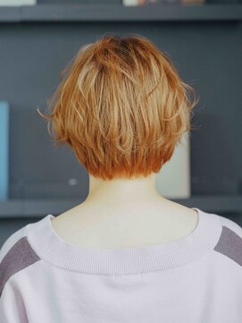 フローラビューティーヘアー(Flora Beauty Hair) カールショート/20代/30代/40代/50代/岡山/表町