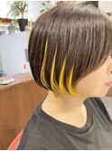 イエローカラー インナーブリーチ インナーカラー ミニボブ
