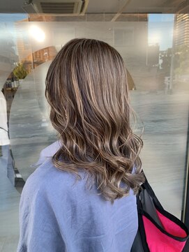 クラッチバイシオンアグリゲイト(CLUTCH by Zi-on aggregate) グラデーション×ミルクティーベージュ