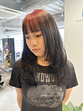 ノブレス ノアール(NOBLESSE NOIR) ルーツカラー/レイヤーカット