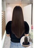 ストレートでも自然に馴染む赤み無しシールエクステ