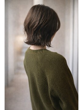 テラ(terra) オリーブブラウン×外ハネレイヤー