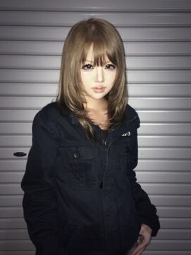 オルン(ORGN.) 平成ベージュ レイヤーカット ベージュカラー 平成カラー