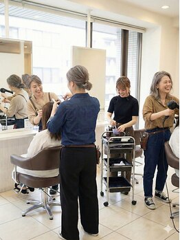 美容室ADO 寝屋川店【アド】の写真/隙間時間にお得に”綺麗”のメンテナンス♪女性目線ならではの提案であなたの美しさを引き出します☆