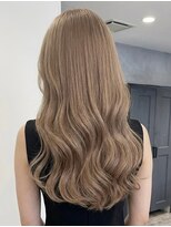 ルーブ トウキョウ(Loob. TOKYO)&nbsp;池袋東口ハイトーンカラーミルクティーベージュピンクベージュ