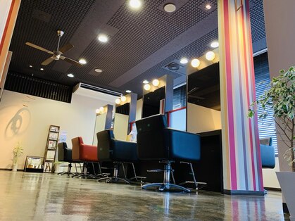 エム ハンザキ ヘアー デザイン(M.hanzaki hair design)の写真