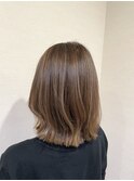 ハイライトカラー×ベージュ