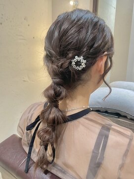 ミリ 千歳烏山(Mili CARE&SPA) 編みおろしアレンジ