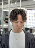 メンズセンターパート/ツイストスパイラルパーマ