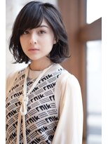 ライカ(laica) 大人可愛い 内巻きワンカール ふわっとミディアムボブ 前髪あり