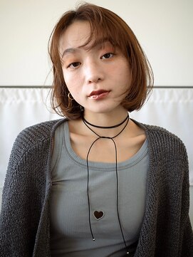 ワク(WAKU) 【WAKU】ショートボブ/コーラルベージュ