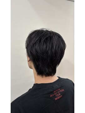 ティンク 横浜(Tink) 後頭部に丸みのあるナチュラルショート/TINK横浜 柳内