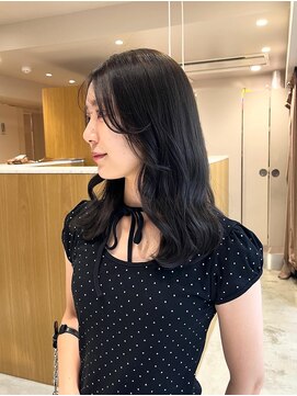 ケシキ 表参道 原宿(kesiki.) ブリーチなしでつくる柔らかいオリーブカラー