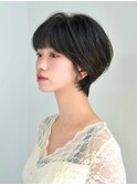 切りっぱなしショート・ボブ/絶壁解消/前髪なし/40代/30代/丸顔
