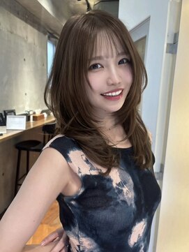 ヨロ 渋谷(YOLO) 韓国ヘアーハッシュカットレイヤーカットハイライトカラー