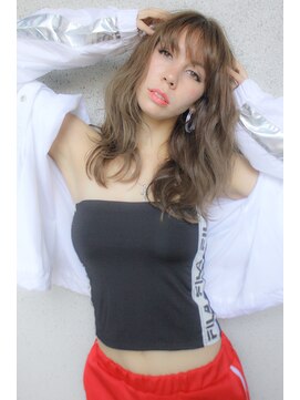 アマンドール(Aman D'or) アッシュブロンド×ヴェールカール