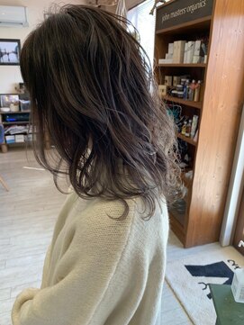 シー 岡崎(,SHE) スモークグレージュ