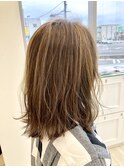 ミルクティーベージュ