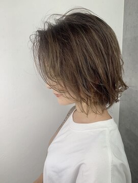 アンダーバーホワイト 静岡店(_WHITE) かきあげサイドバングショート