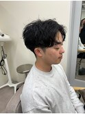 ツーブロック センターパート スパイラルパーマ ショート