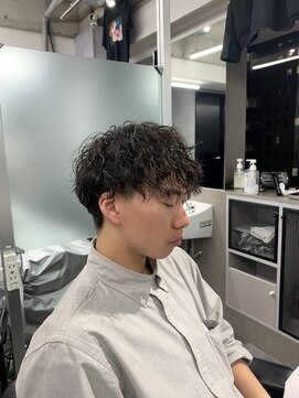 クロムトウキョウ ザ バーバー ネオン 新宿店(CHROM TOKYO the Barber ne/on) ツイストスパイラルパーマ