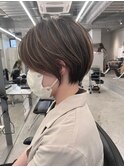 ハイライトレイヤーカットグレージュベージュショート髪質改善