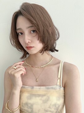 ユーフォリア 青山(Euphoria) 大人美人透明感ベージュカラー