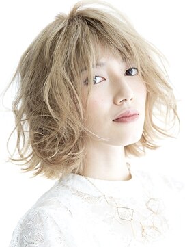 ビューティーアンドケアカロン(Beauty and Care CALON) 肌色良く見せる温もりあるブロンドベージュ