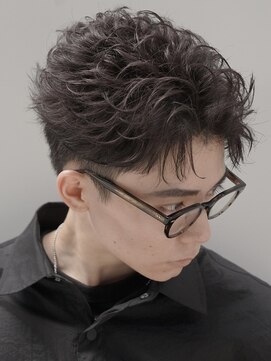 フィフス 名駅(fifth) 名古屋名駅フェザーショートスパイキーショートフェザーパーマ
