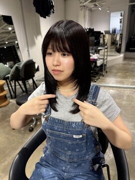 エイチ(811) 成人式ハイライトカラーマッシュショートロングヘアグレージュ