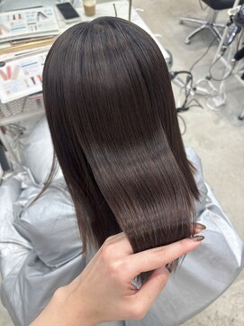 クム(kumu) 20代◎美髪縮毛矯正ロングで大人可愛い艶髪ストレート