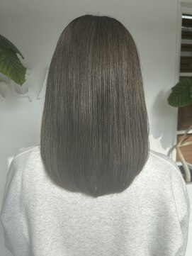 オリーブグレージュ【千葉・千葉駅・千葉駅北口】