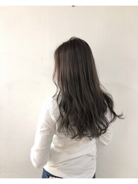 レアング(LeAng) スモークグレージュ