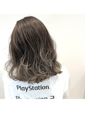 アッシュ 豊田店(Ash) リタッチが目立たない！　グレージュ×グラデーション