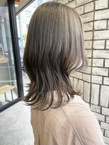 パーク(PAAQ) 【paaq kana】くびれレイヤーカット×オリーブベージュ