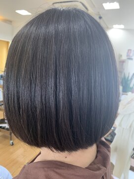 ヘアー グリース(hair GREASE) サラサラボブ