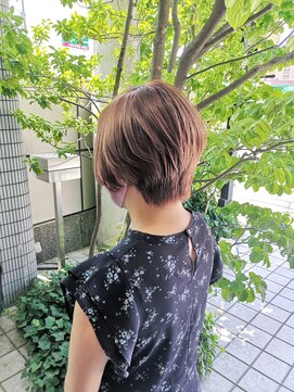 ジュンク(JUNQUE) ハンサムショート/ミルクティーベージュ