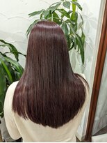 アン(Hair make un)&nbsp;ストレートレッドカラー